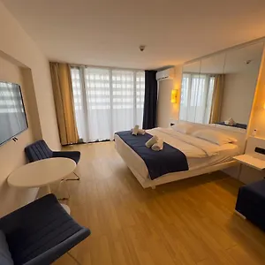 Orbi Floor Apar Апартаменты Батуми