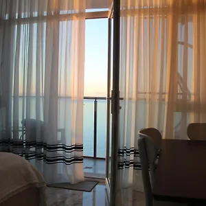 Sea Апартаменты Батуми